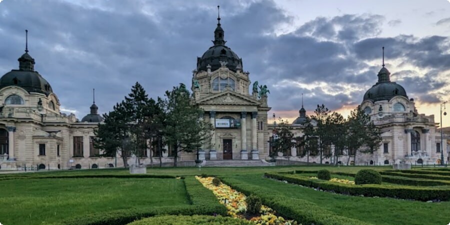 Stadsparken: En resa genom Budapests förflutna och nutid